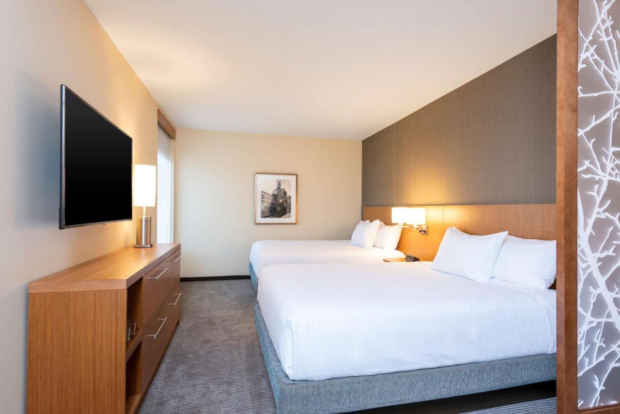 Hyatt Place Flint/Grand Blanc Zewnętrze zdjęcie